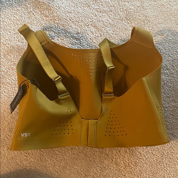 VSX    new with tags  high support bra 36DDD - Picture 3 of 9